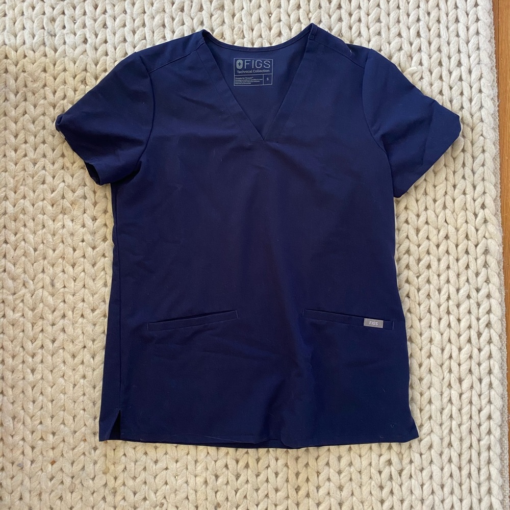 Figs Navy Casma Scrub Top